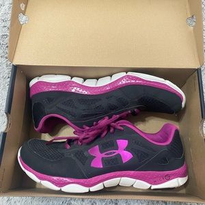 Like New Under Armour Shoes